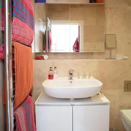 Gorgeous Boutique House, Gorey Village *