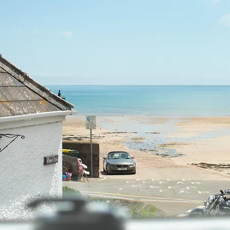 Gorgeous Boutique House, Gorey Village Holiday home *